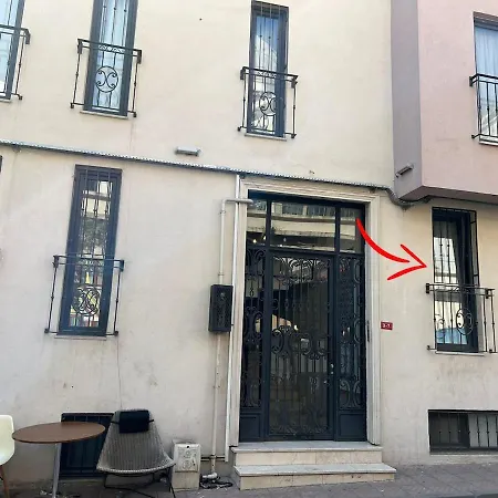 Comfortable New In Beyoglu *